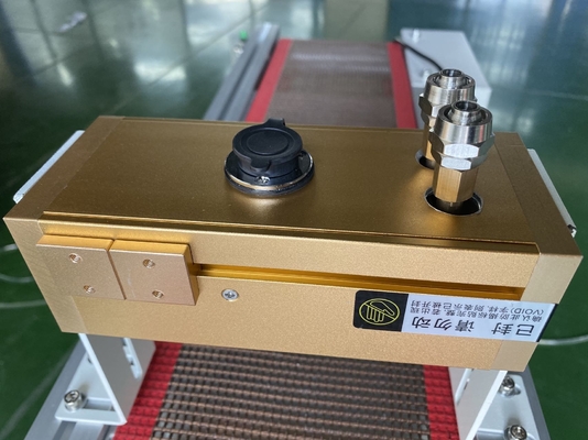 AC220V 365nm LED UV কুরিং সিস্টেম পরিবেশ বান্ধব সহ সাধারণ কনভেয়র পরীক্ষাগার UV কনভেয়র